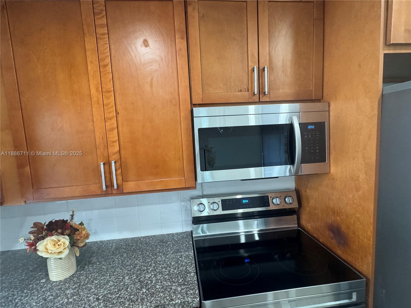 WINDERMERE CONDO - Residential Lease