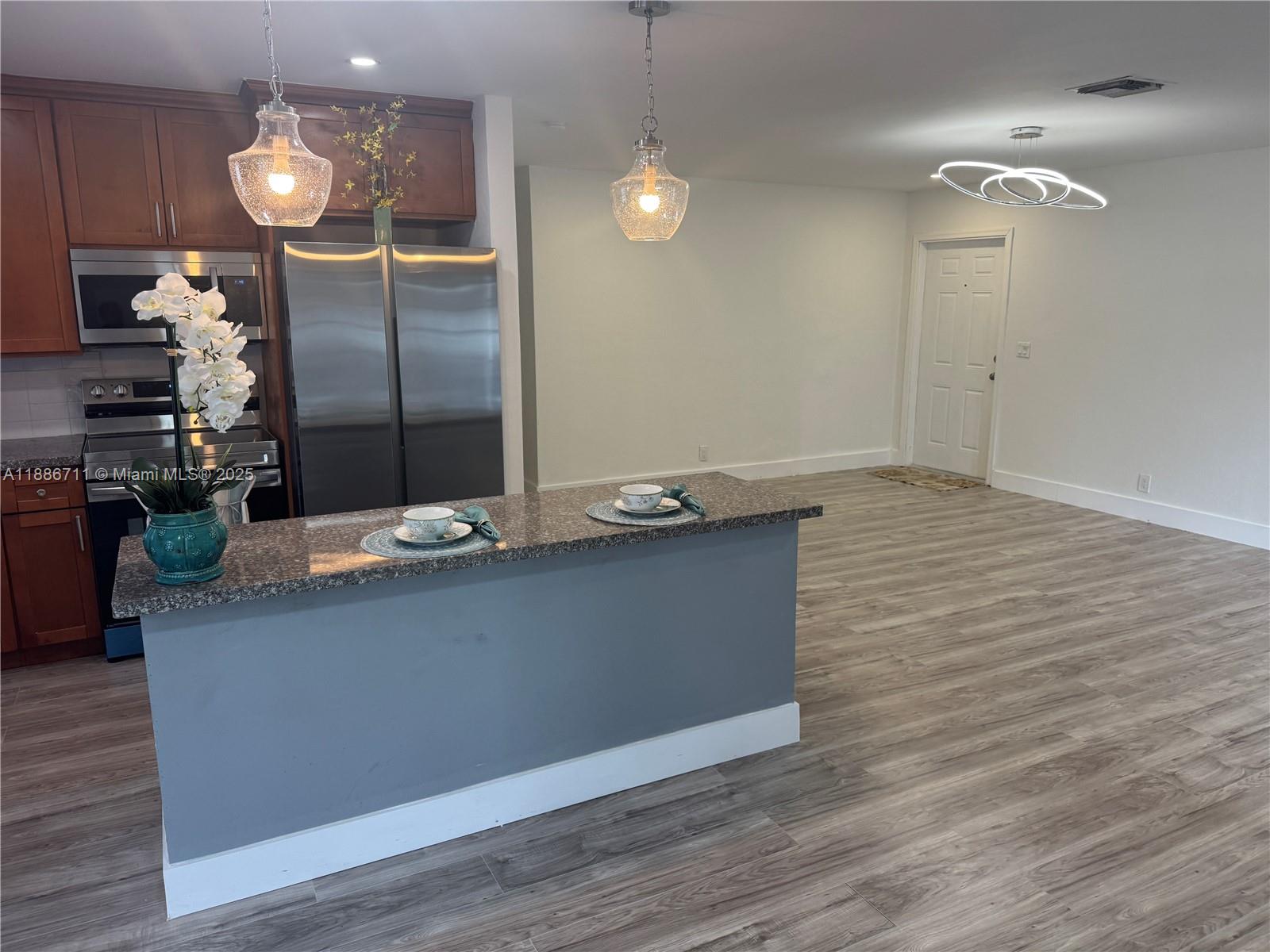 WINDERMERE CONDO - Residential Lease