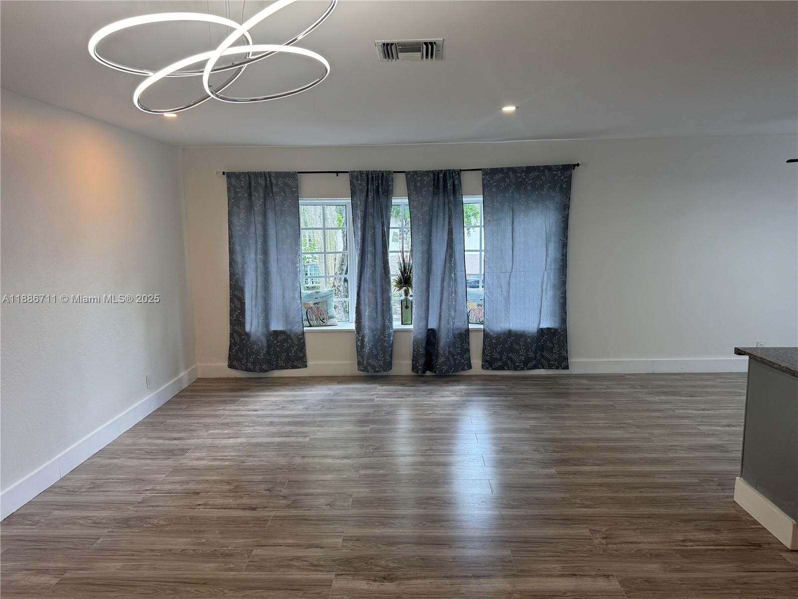 WINDERMERE CONDO - Residential Lease