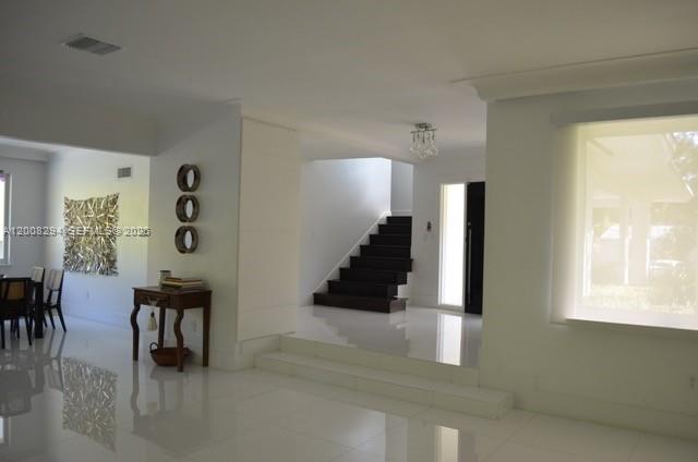 BAY HEIGHTS - Residential Lease