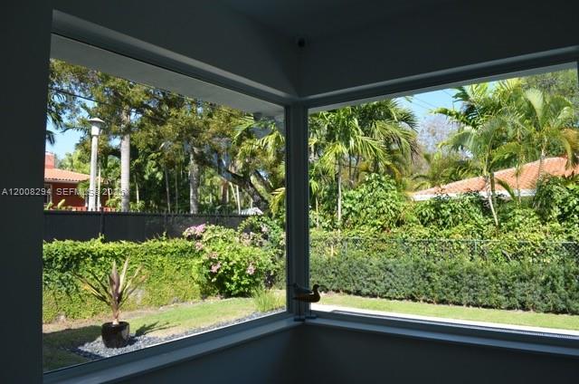 BAY HEIGHTS - Residential Lease