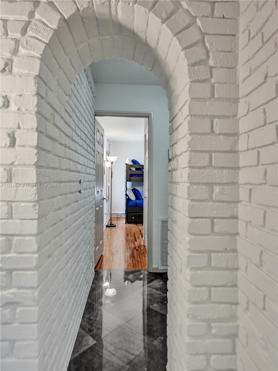 STILWELL ISLES ISLE OF PA - Residential Lease