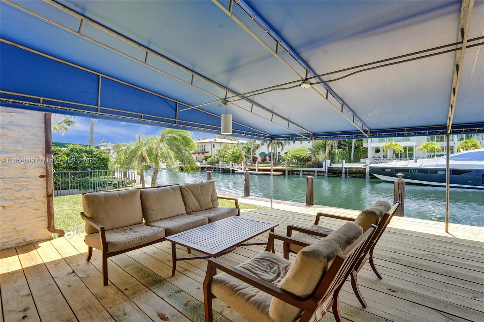 STILWELL ISLES ISLE OF PA - Residential Lease