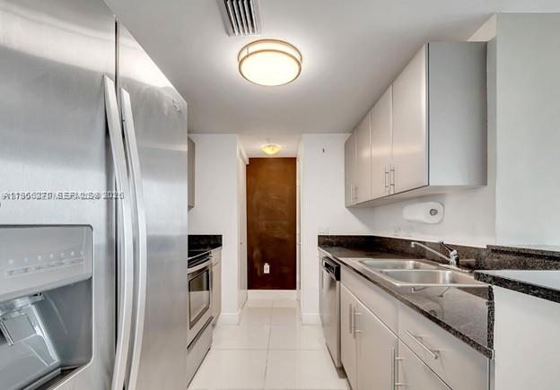 TERRAZAS RIVERPARK VILLAG - Residential