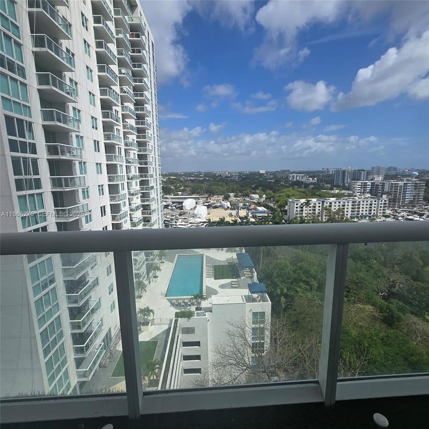 Spacious 1-bedroom + den, 2 bathrooms unit at Terrazas Riverpark Village featuring luxury finishes, high-end appliances, and premium fixtures. Den area offers flexible use as an office, a guest space, or an additional enclosed area. Large private balcony with views of the Miami River. Assigned parking space conveniently located on the fourth floor. Building amenities include a pool, fitness center, spa, sauna, rooftop terrace, dog park, party room, and 24-hour concierge. Centrally located near major highways, Miami International Airport, shopping, dining, and the Health District.