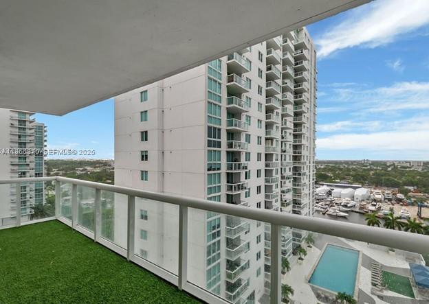 TERRAZAS RIVERPARK VILLAG - Residential