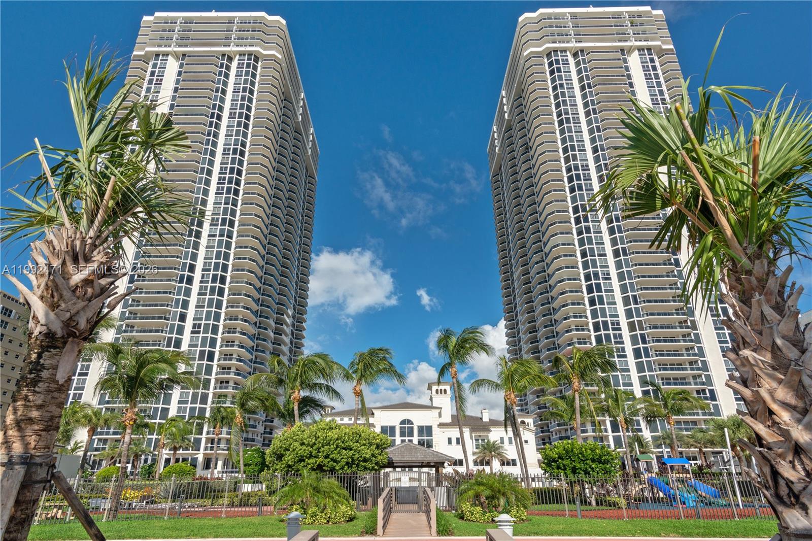 BLUE DIAMOND CONDO - Residential Lease