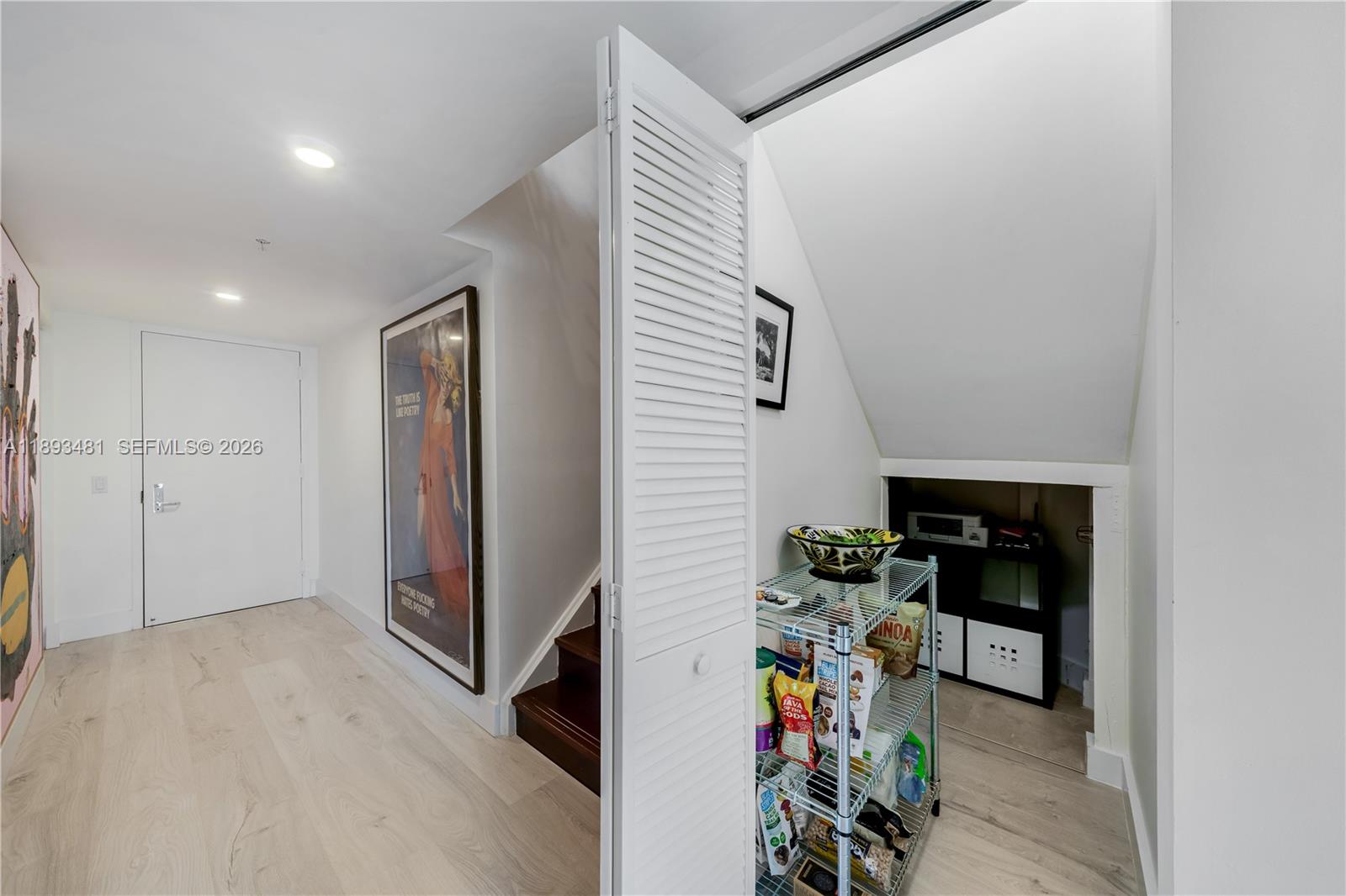 BRICKELL ON THE RIVER S T - Residential