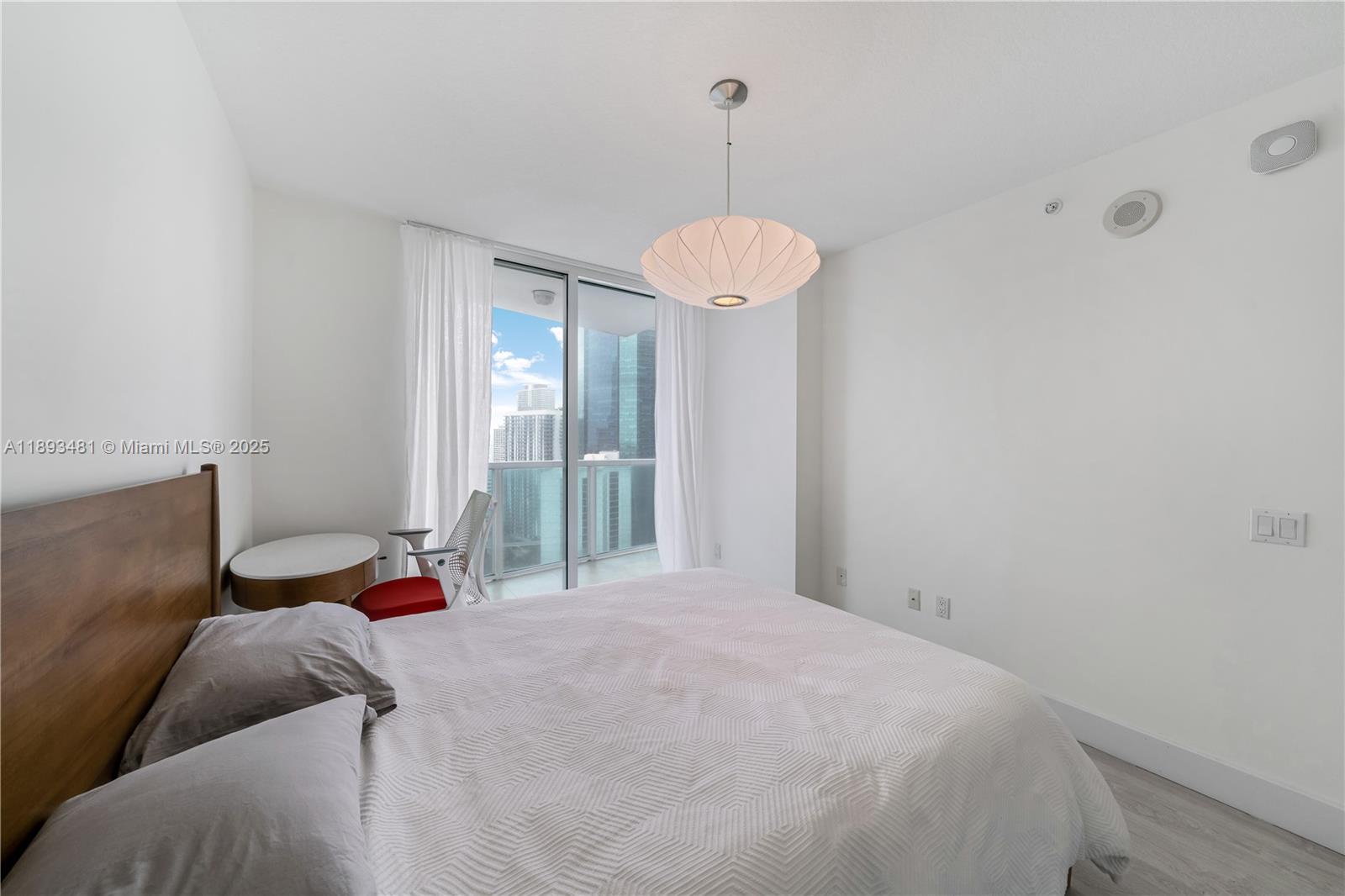 BRICKELL ON THE RIVER S T - Residential