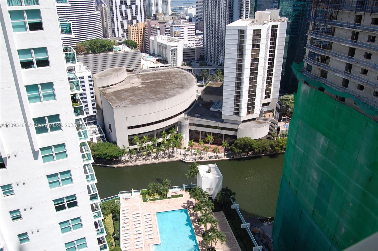 BRICKELL ON THE RIVER S T - Residential