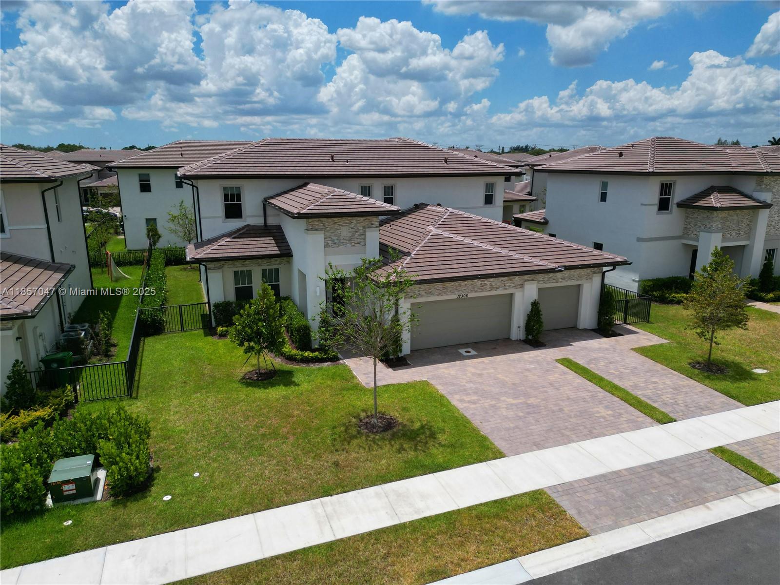 CRESCENT RIDGE - Residential Lease