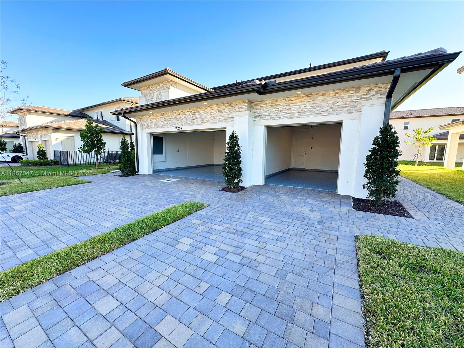 CRESCENT RIDGE - Residential Lease