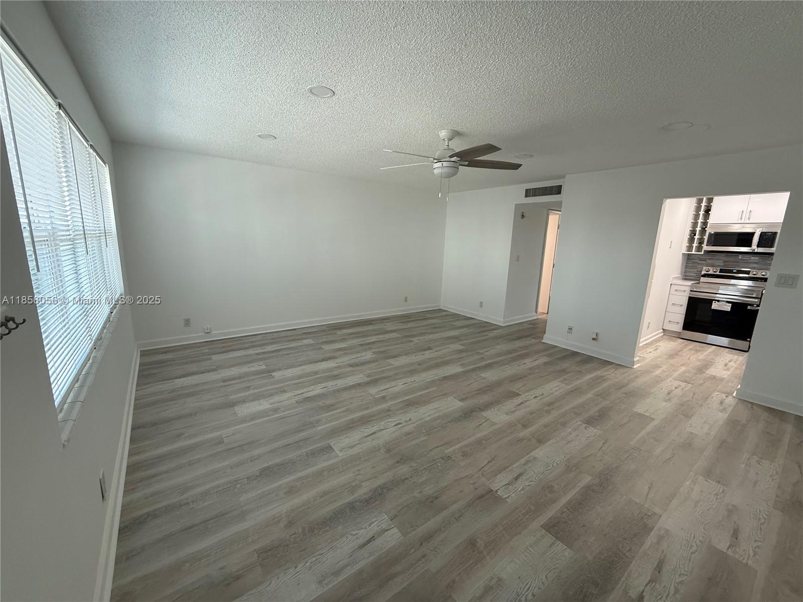 2840 NE 14th St Cswy 304A