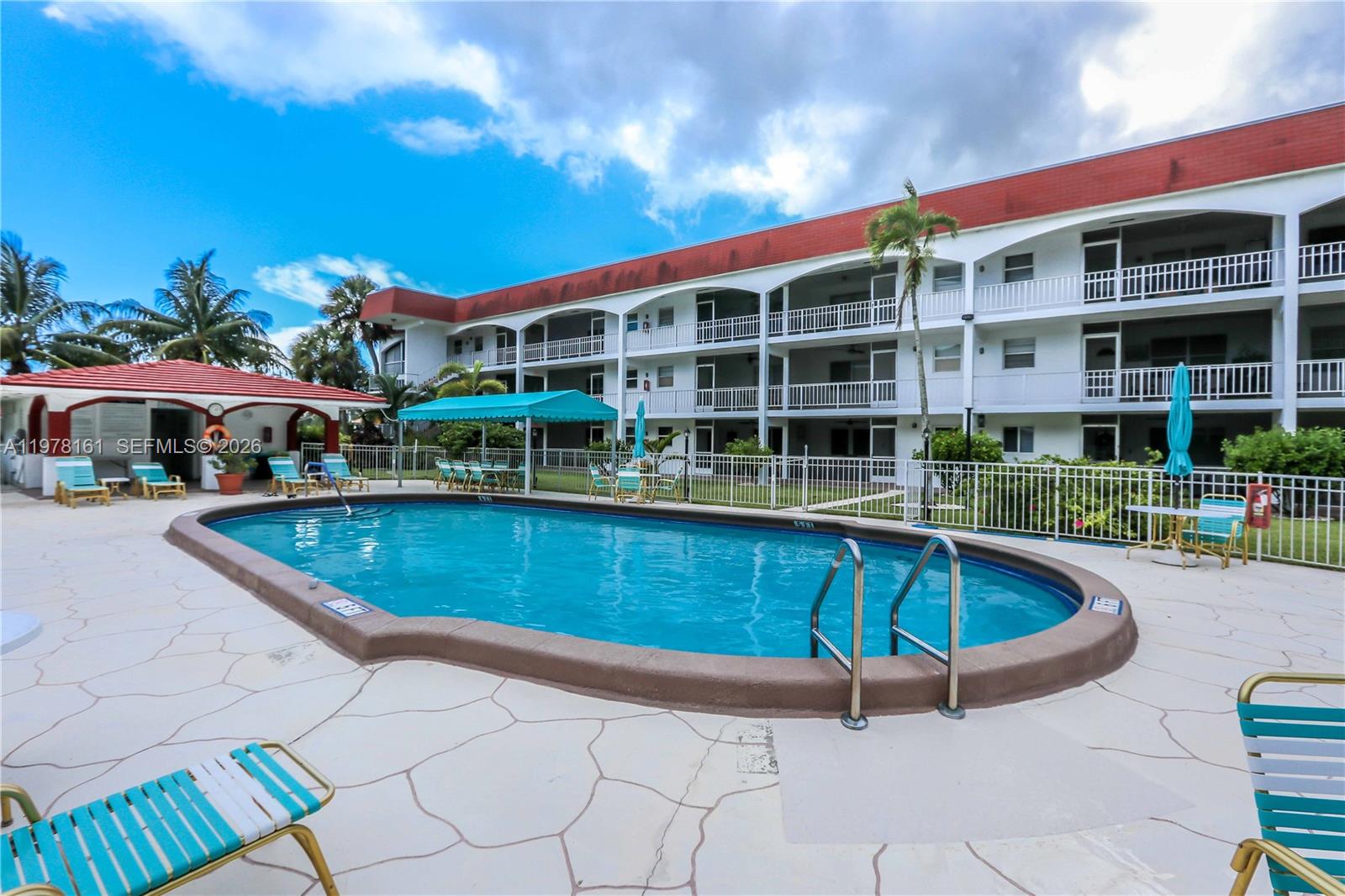 CASA PARADISO CO-OP - Residential