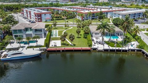 Photo of 580 Egret Dr #121, Hallandale Beach, FL 33009 (MLS # A11978161)