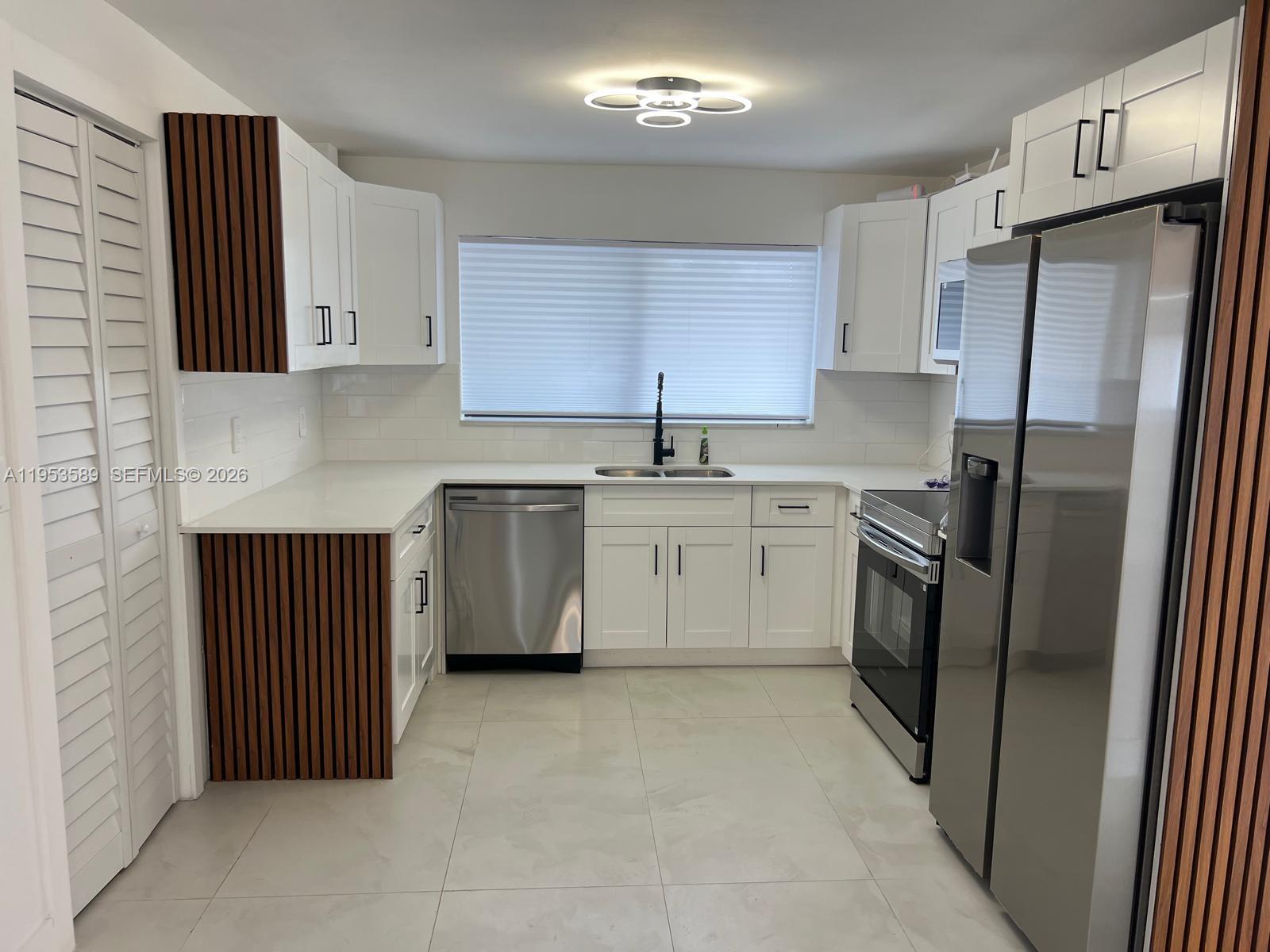 SIERRA MIRADA - Residential