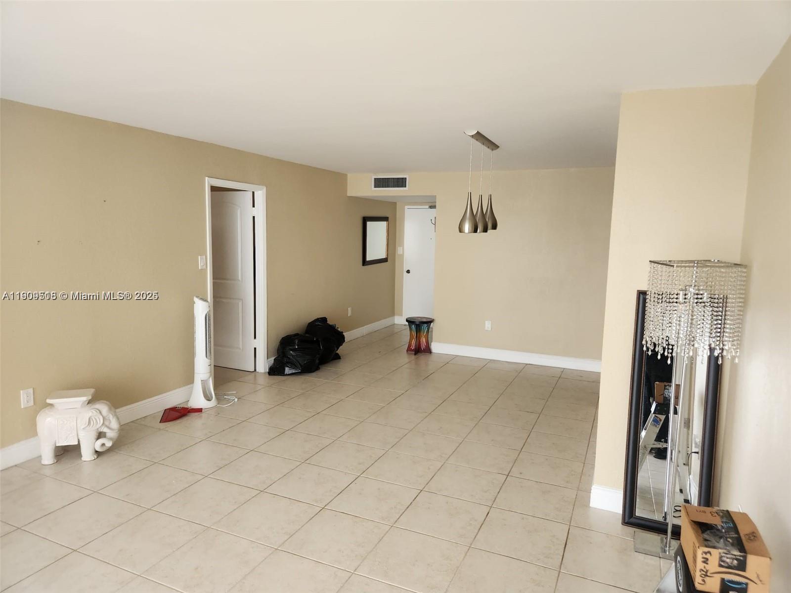 DEL PRADO MARINA - Residential Lease