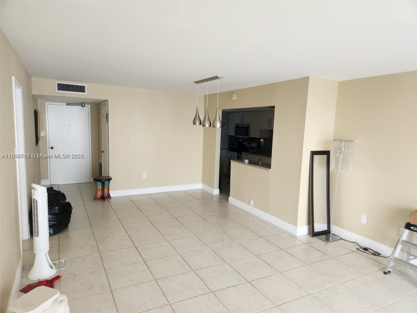 DEL PRADO MARINA - Residential Lease