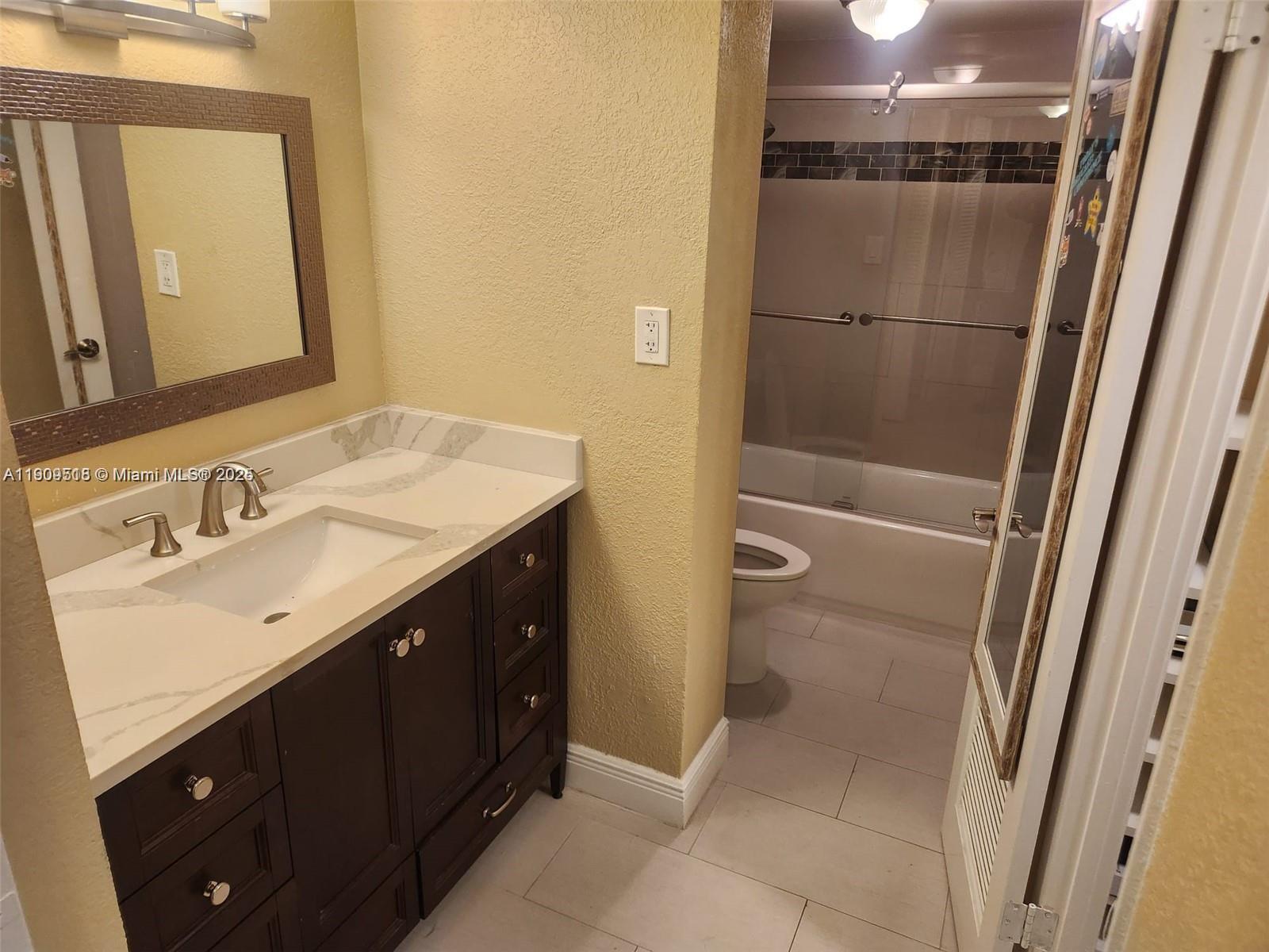 DEL PRADO MARINA - Residential Lease