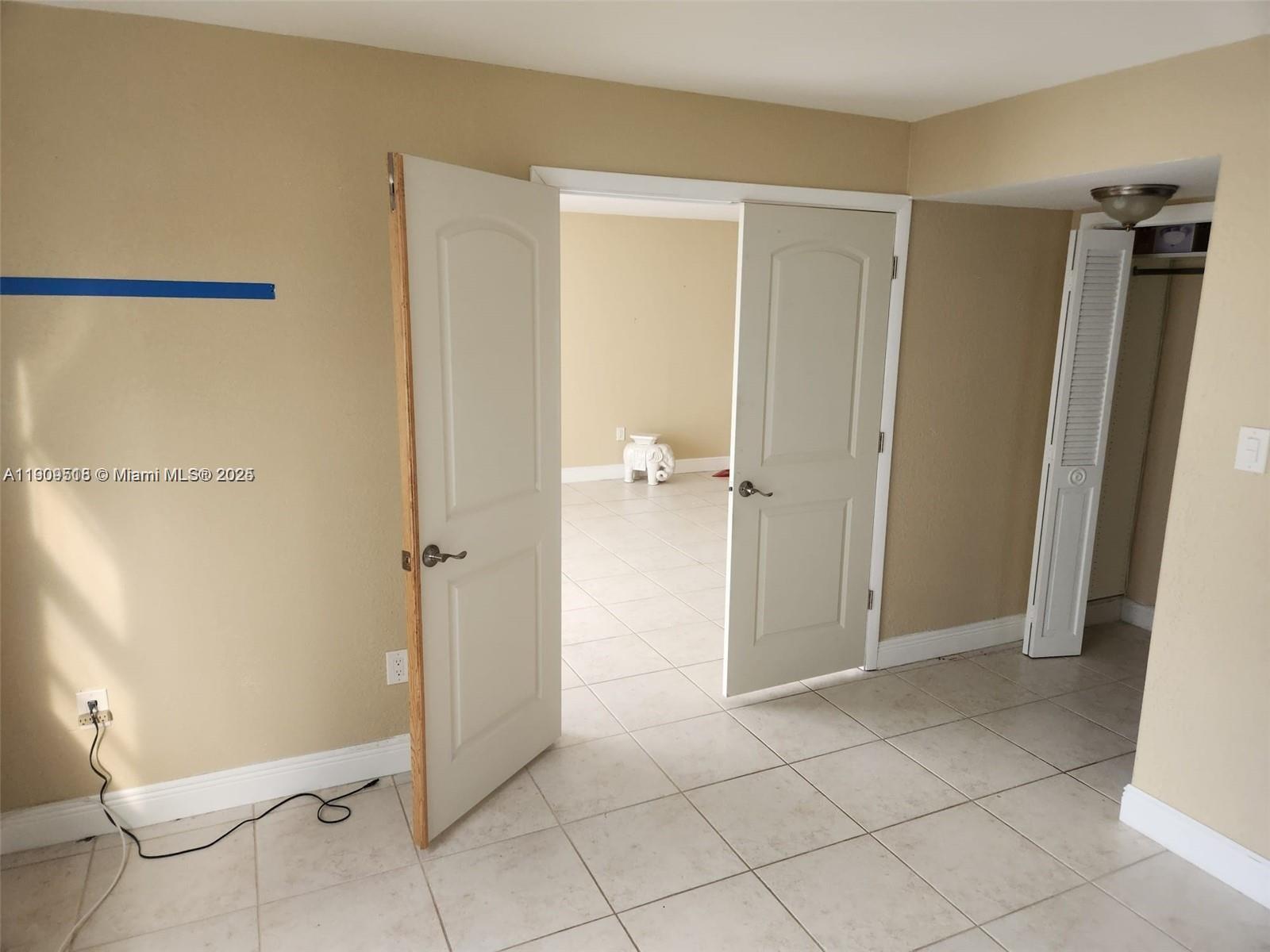 DEL PRADO MARINA - Residential Lease