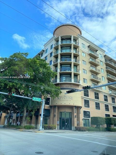 3530 Sw 22nd St 903, Miami, Broward County, Florida - 2 Bedrooms  
2 Bathrooms - 