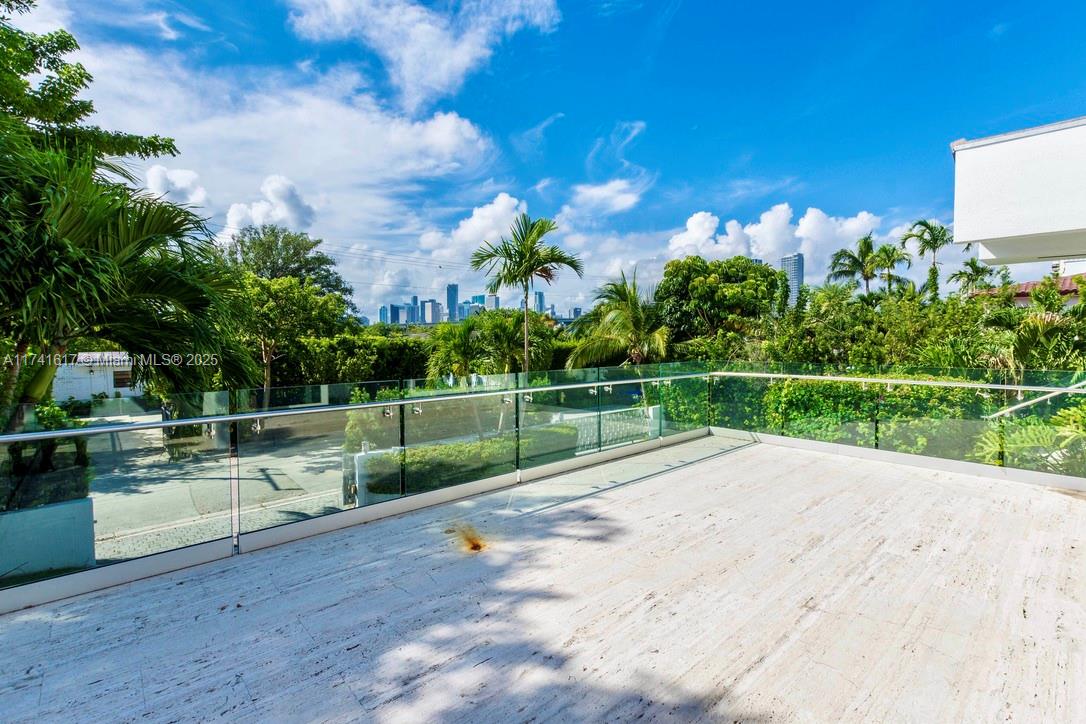 BISCAYNE ISL - Residential Lease