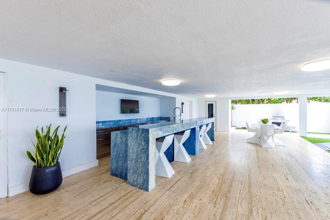 BISCAYNE ISL - Residential Lease