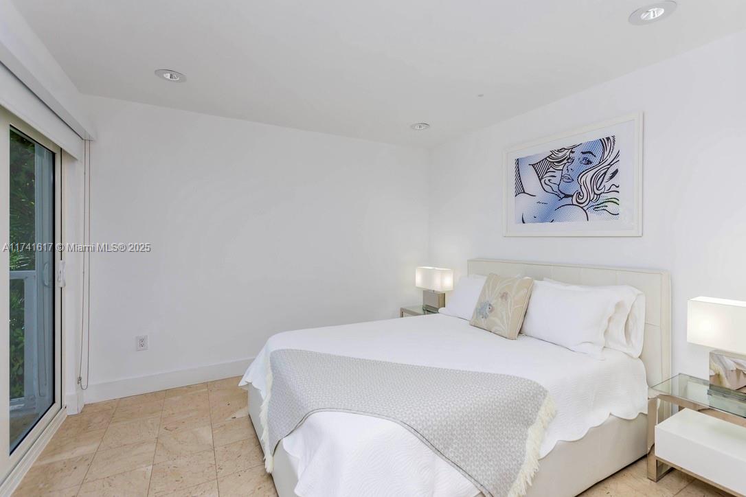 BISCAYNE ISL - Residential Lease