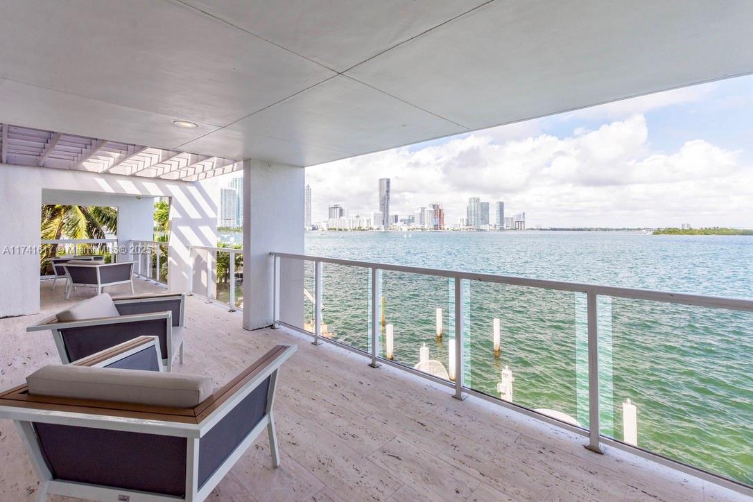 BISCAYNE ISL - Residential Lease