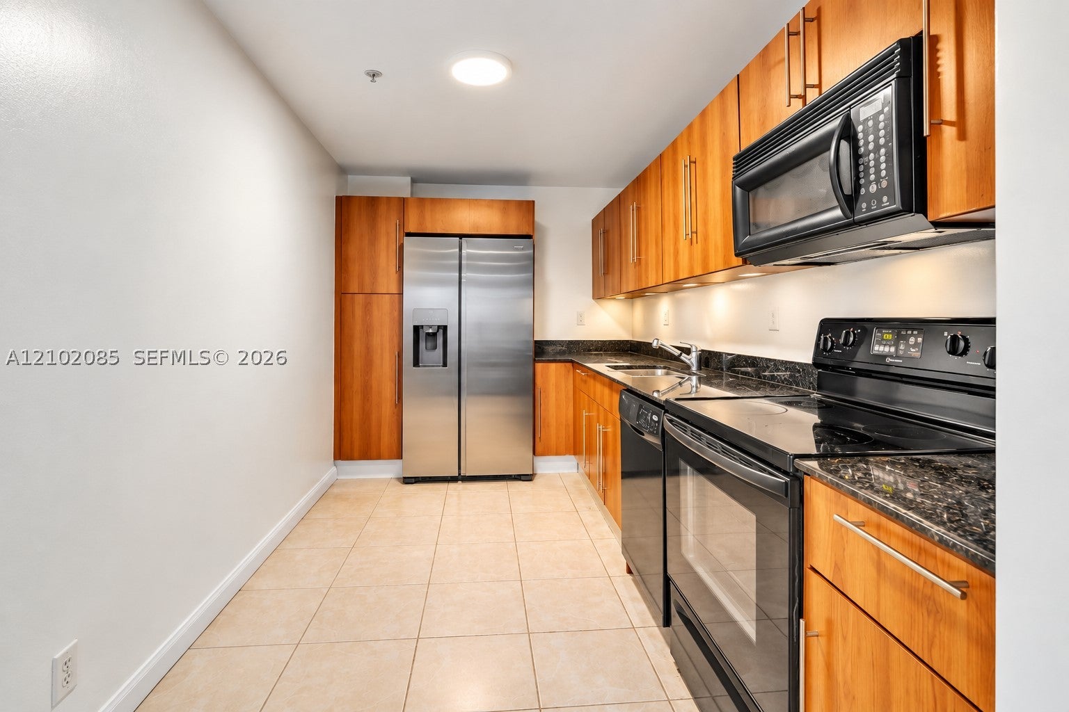 3000 S Ocean Dr 1208