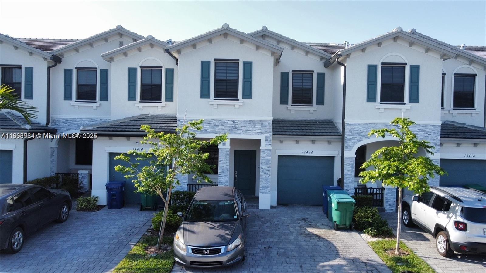 PINE ISLE - Residential