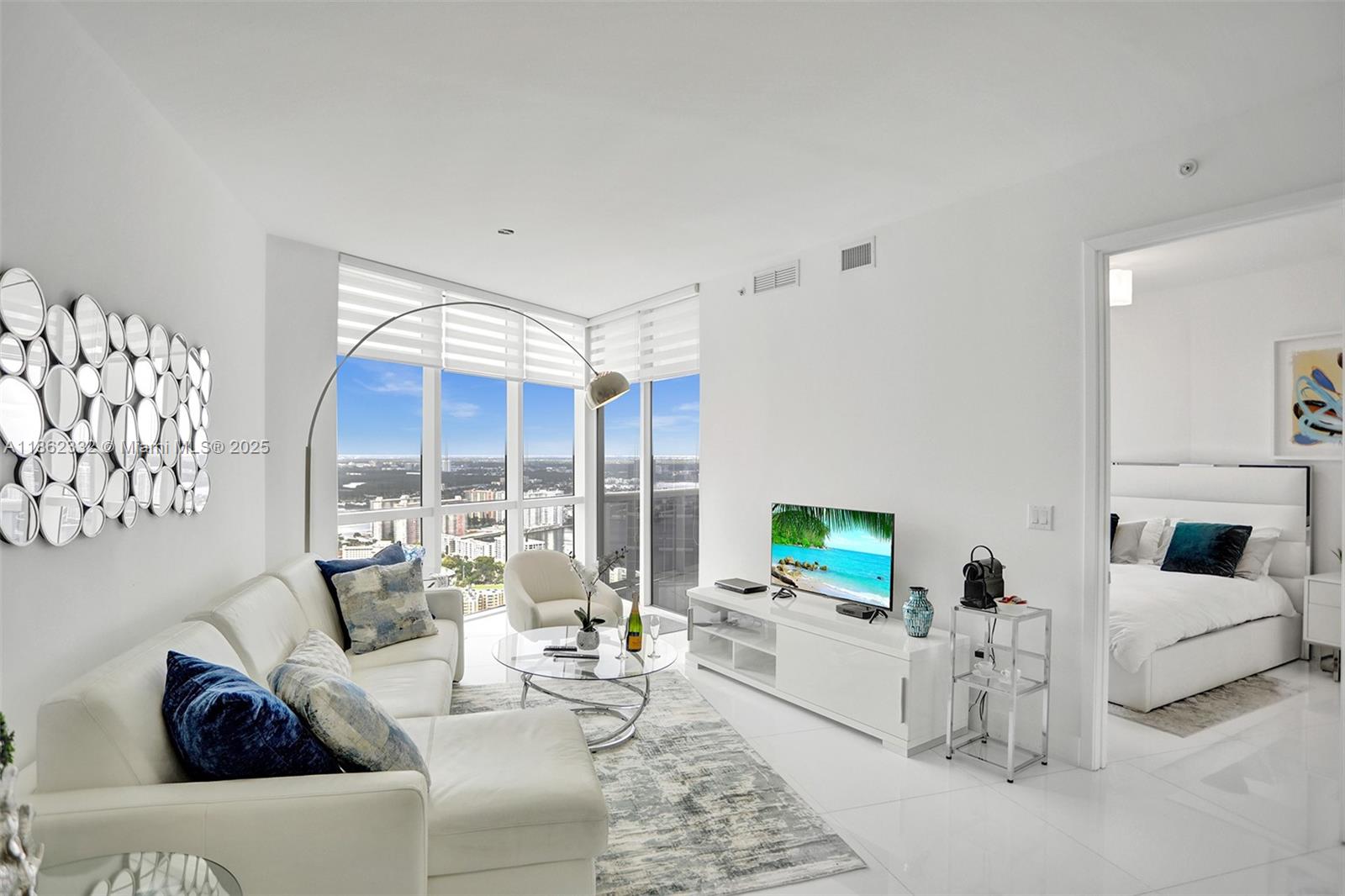 18201 Collins Ave 5508