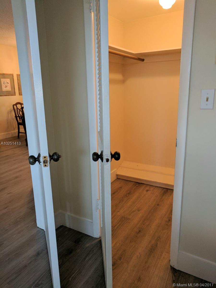 Sunrise Lakes - Residential Lease