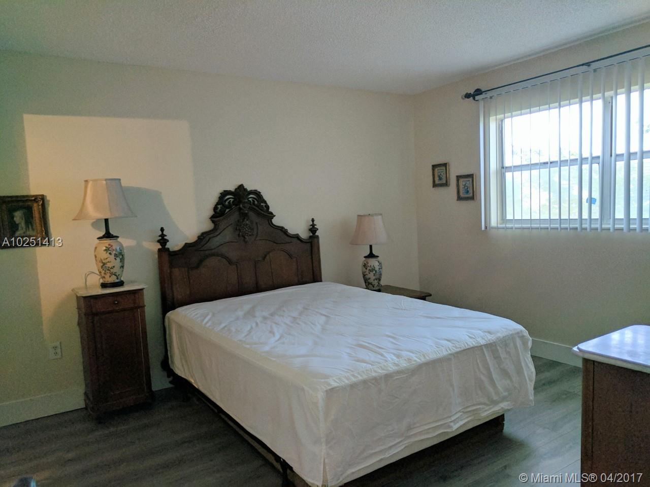 Sunrise Lakes - Residential Lease