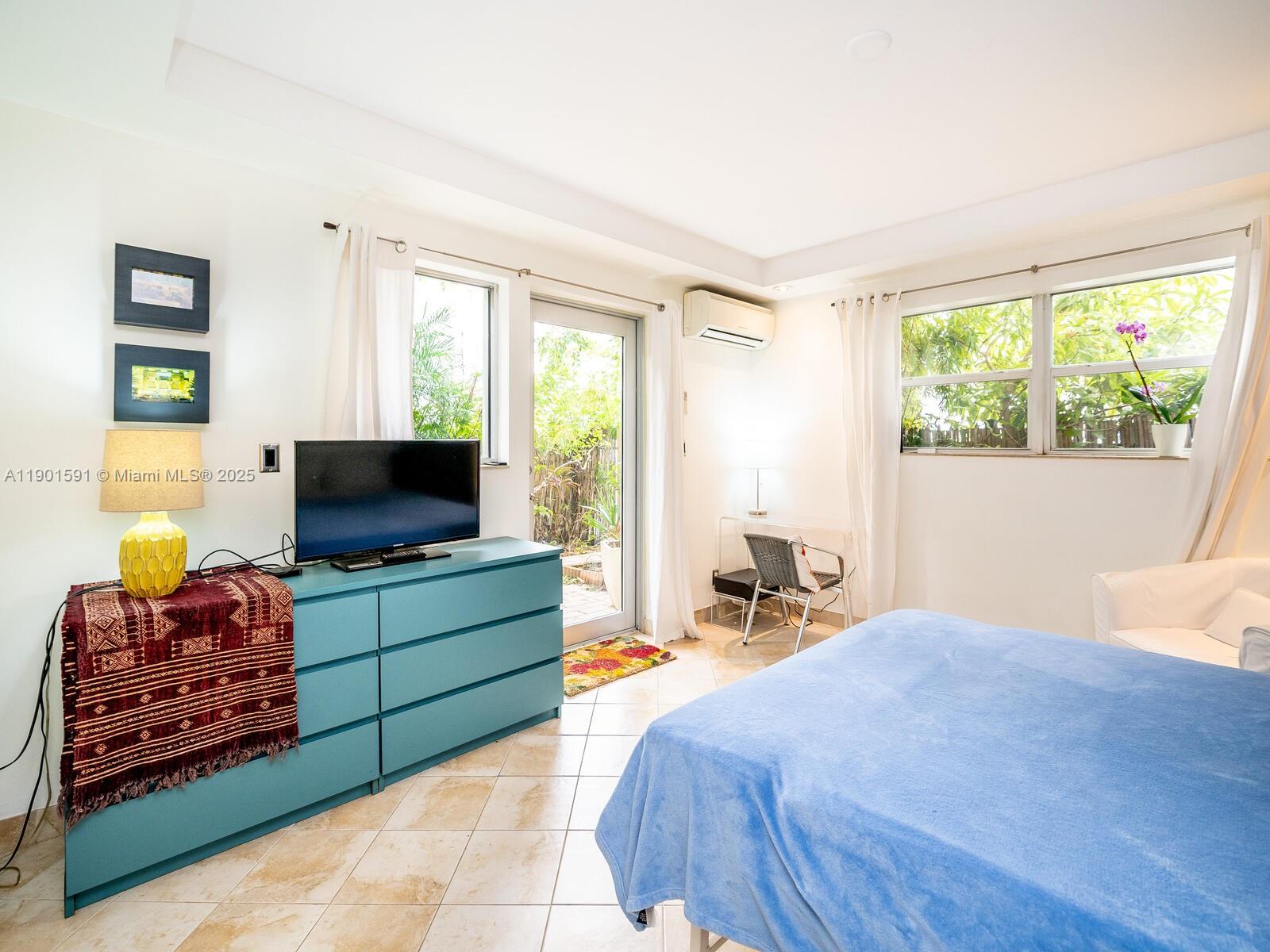 PARK SQUARE CONDO - Residential Lease