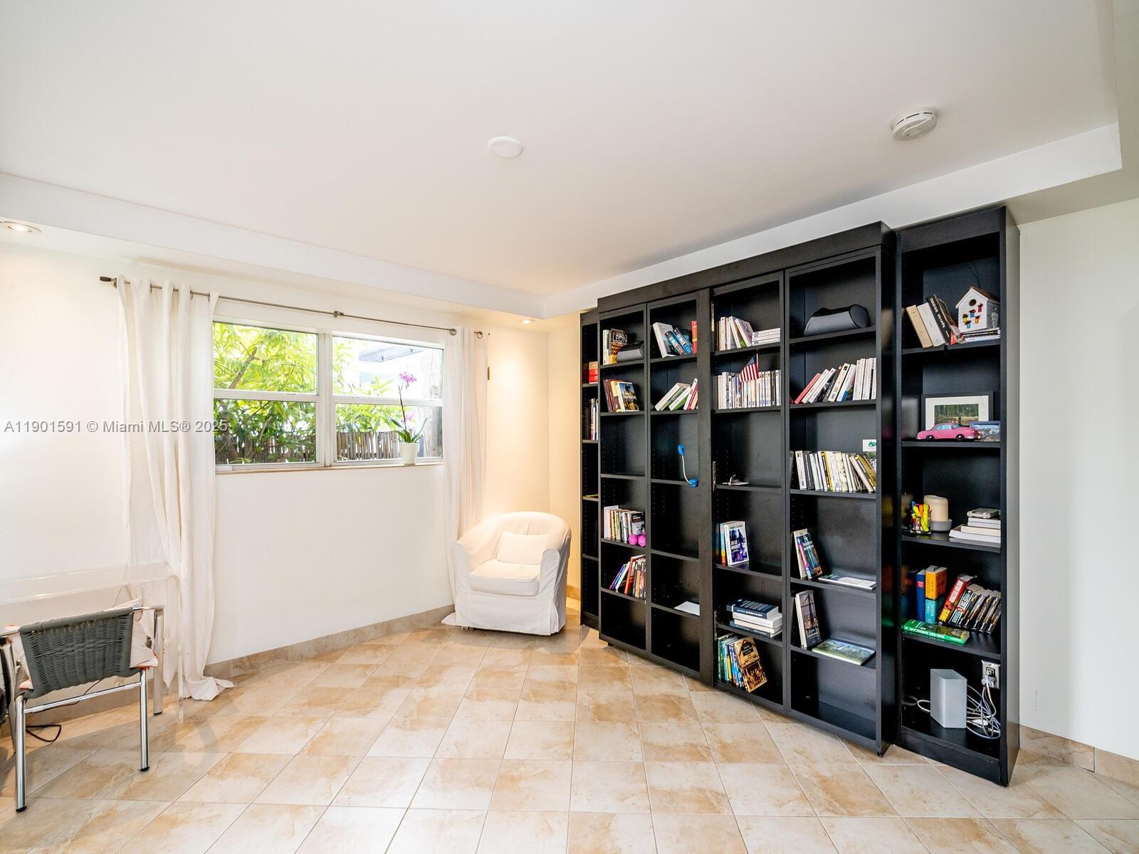 PARK SQUARE CONDO - Residential Lease