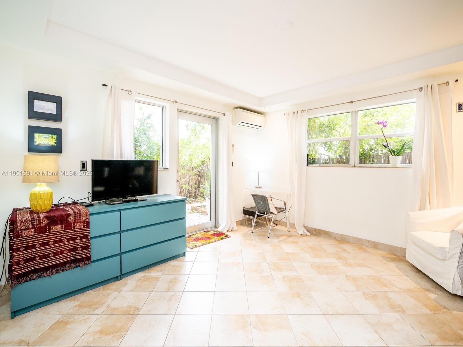 PARK SQUARE CONDO - Residential Lease