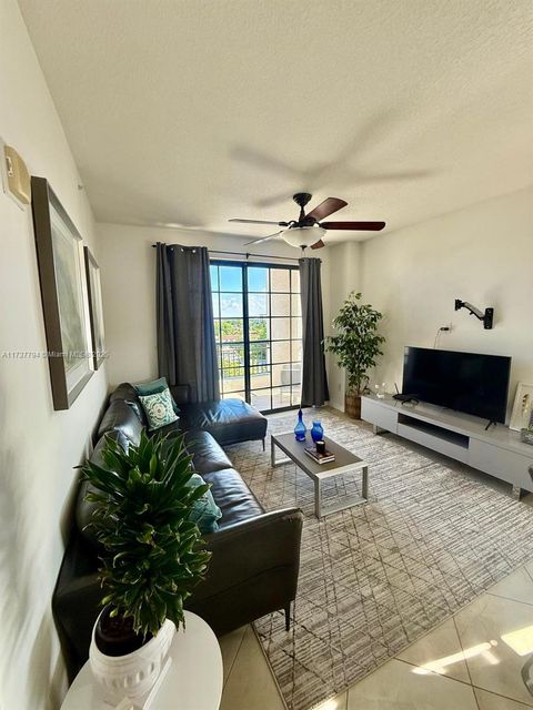Photo of 233 S Federal Hwy #725, Boca Raton, FL 33432 (MLS # A11737794)