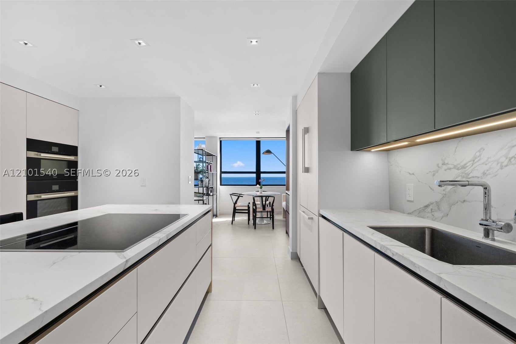 3 Grove Isle Dr C1701
