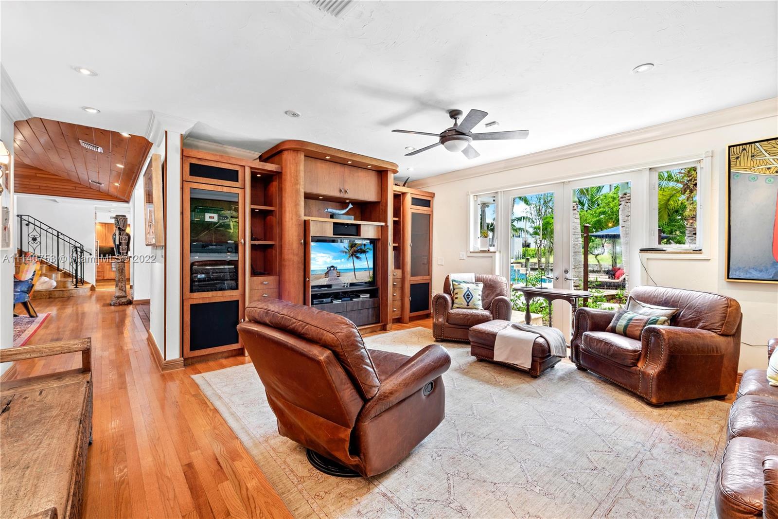 BELLE MEADE ISLAND - Residential