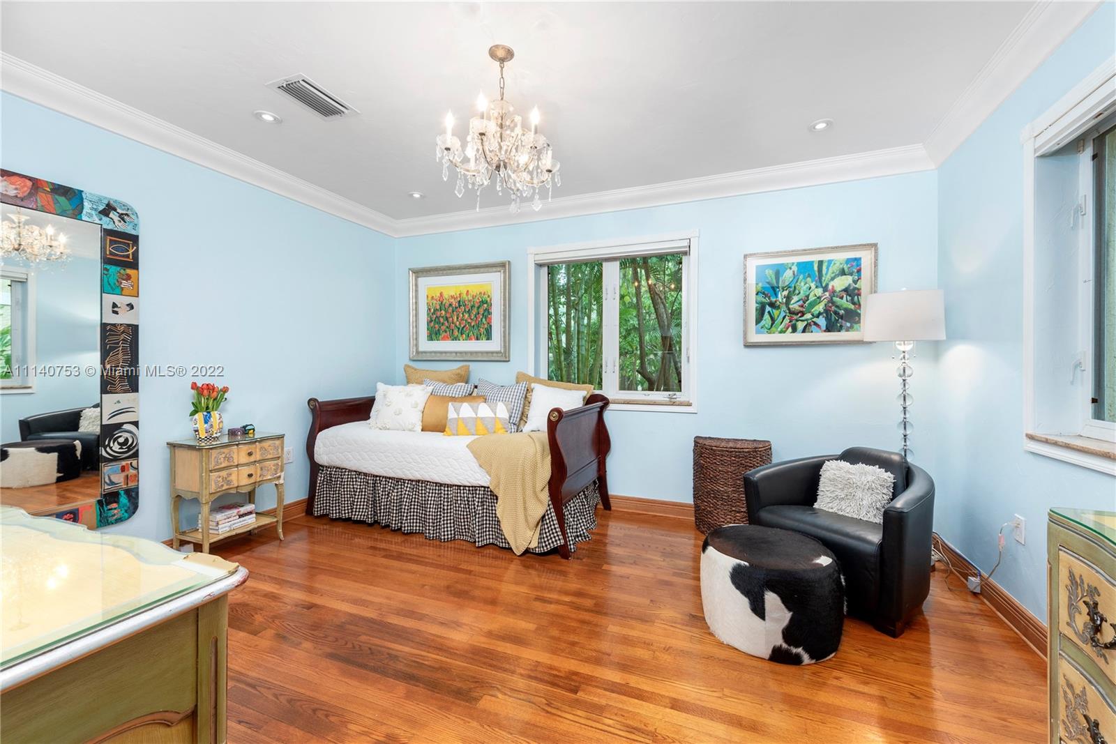 BELLE MEADE ISLAND - Residential