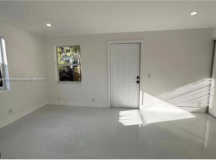 103 NW 68th Ter 103