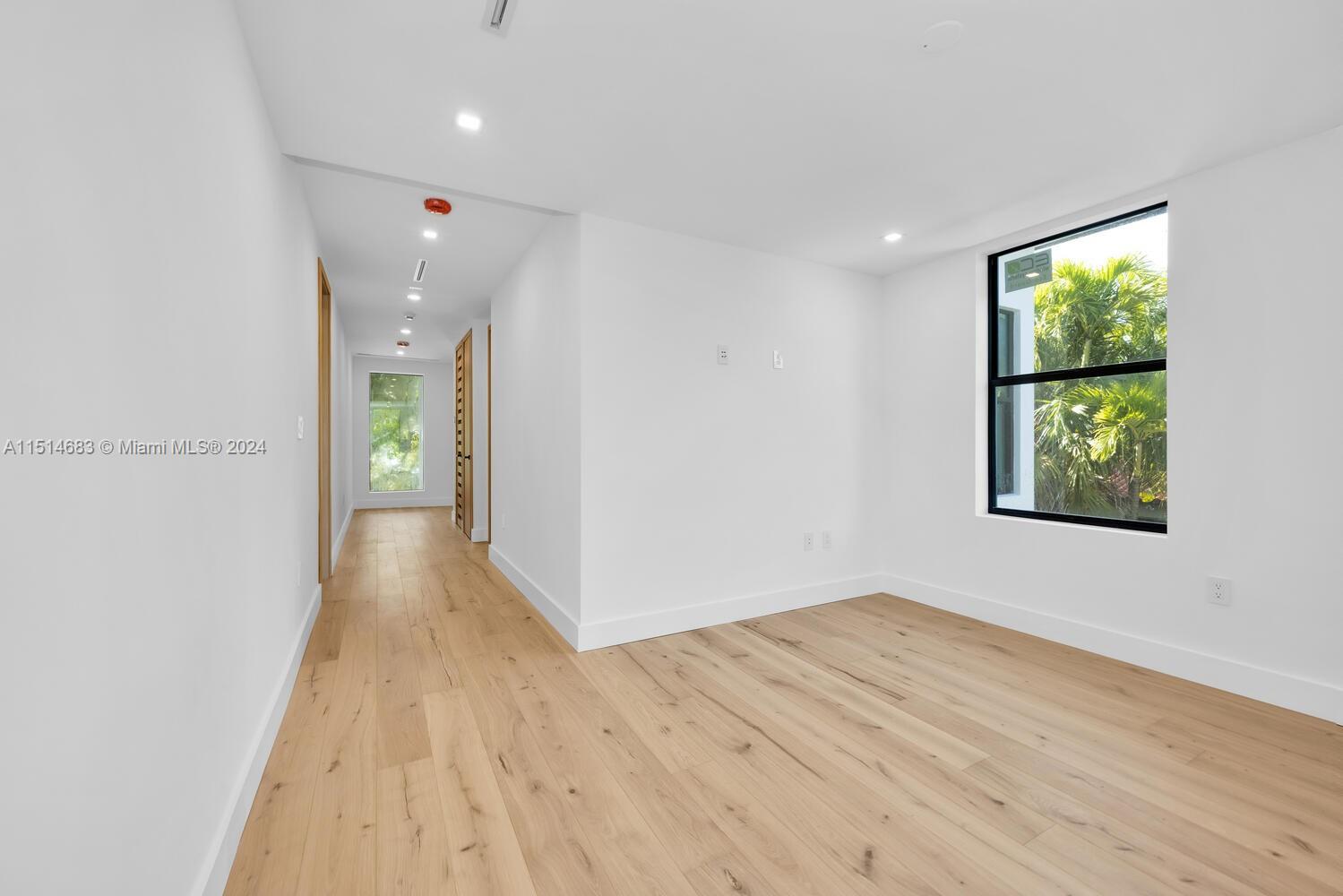 SILVER BLUFF EST SEC C - Residential