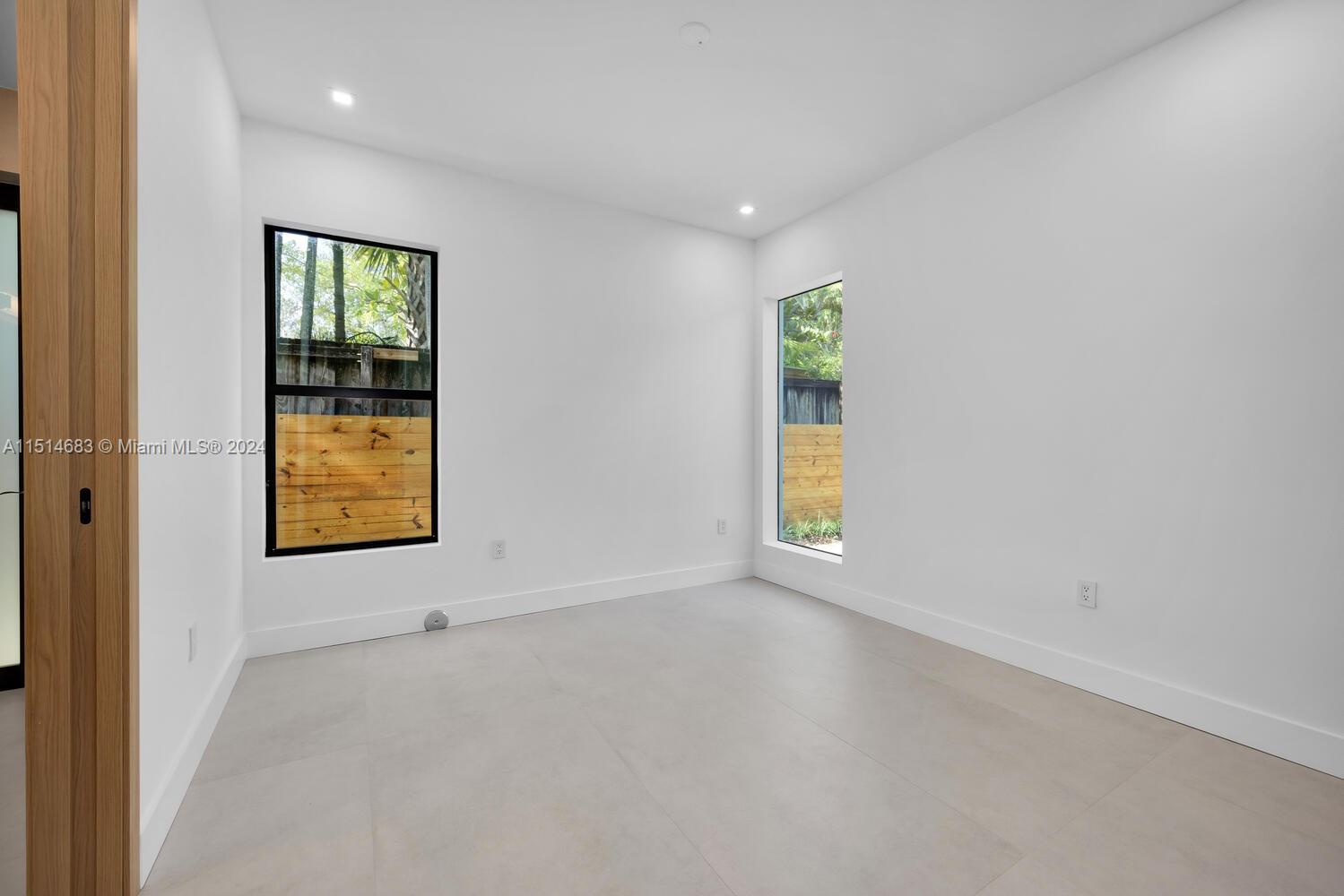 SILVER BLUFF EST SEC C - Residential