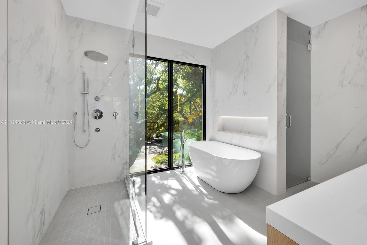 SILVER BLUFF EST SEC C - Residential