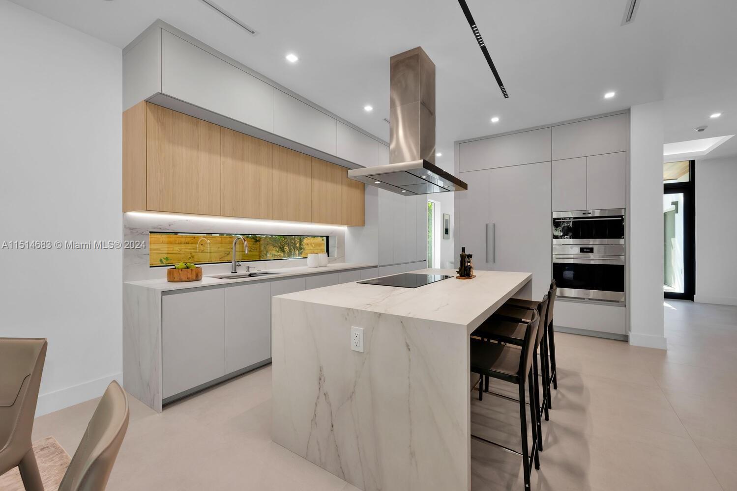 SILVER BLUFF EST SEC C - Residential