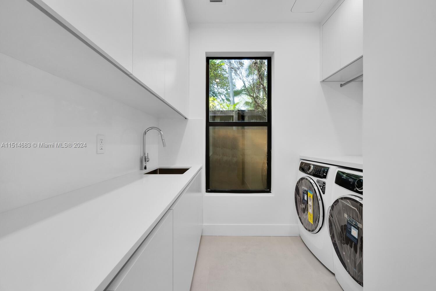 SILVER BLUFF EST SEC C - Residential