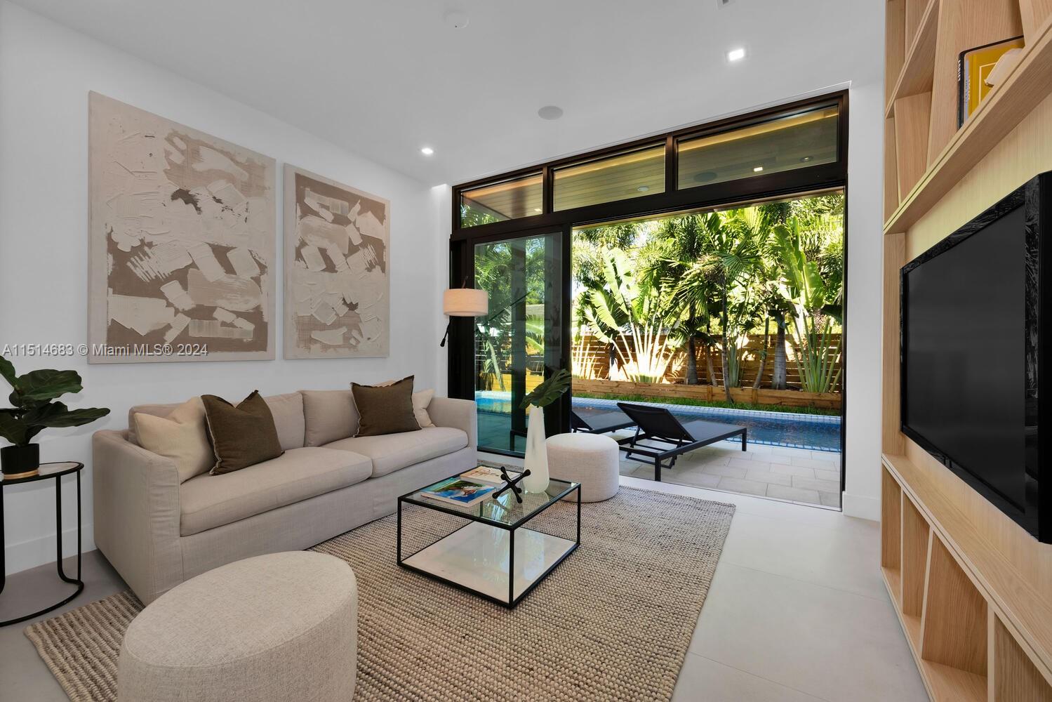 SILVER BLUFF EST SEC C - Residential