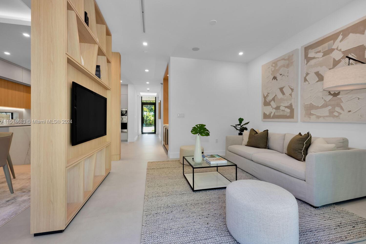 SILVER BLUFF EST SEC C - Residential