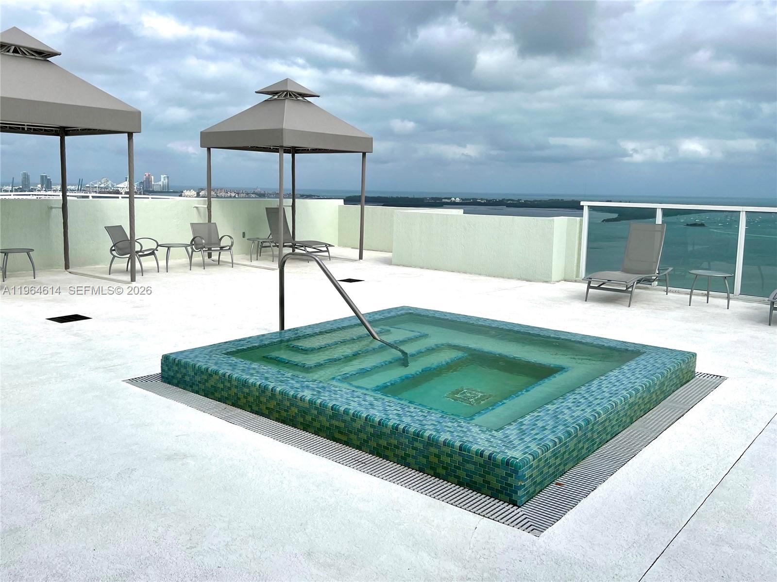THE EMERALD AT BRICKELL C - Residential
